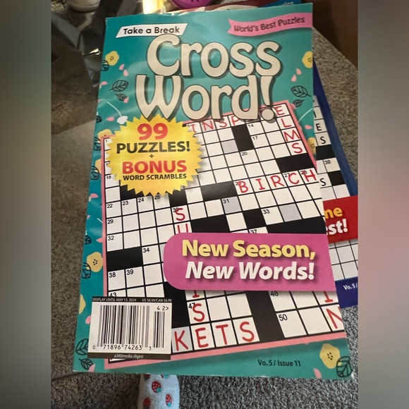 Set of 4 Puzzle Books, Crosswords & Word Search - Picture 9 of 12